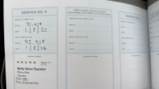 Volvo Xc60 2.0 B4D R DESIGN 5dr AWD Geartronic Diesel Estate